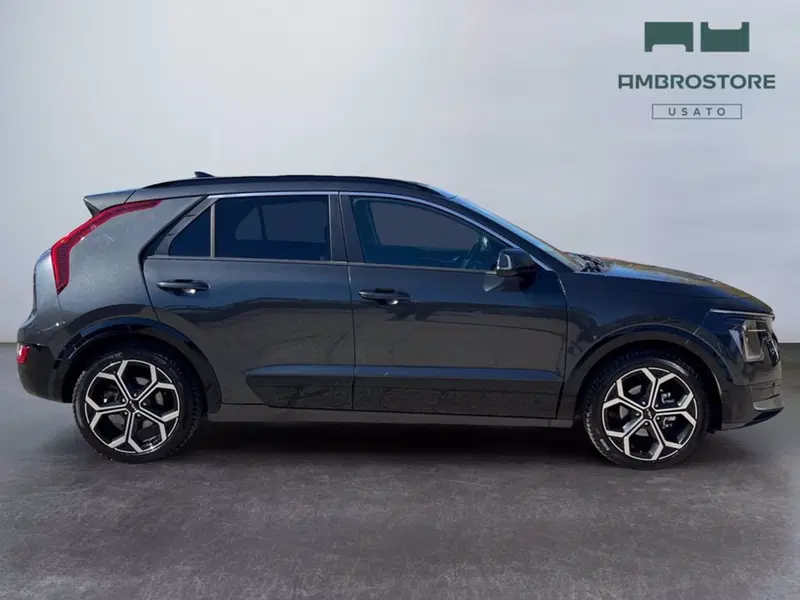 Kia Niro usata a Milano (4)