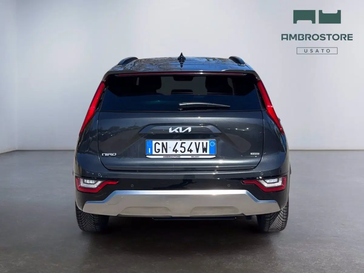 Kia Niro usata a Milano (6)