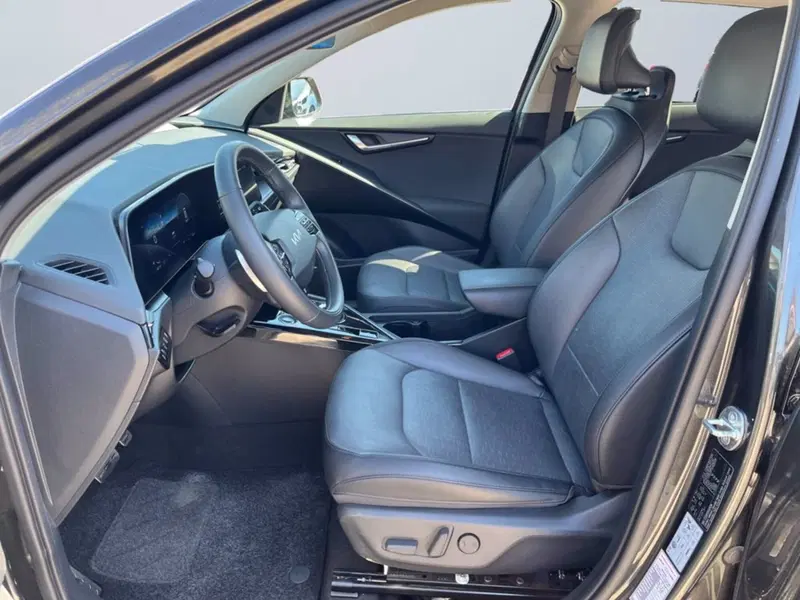 Kia Niro usata a Milano (9)