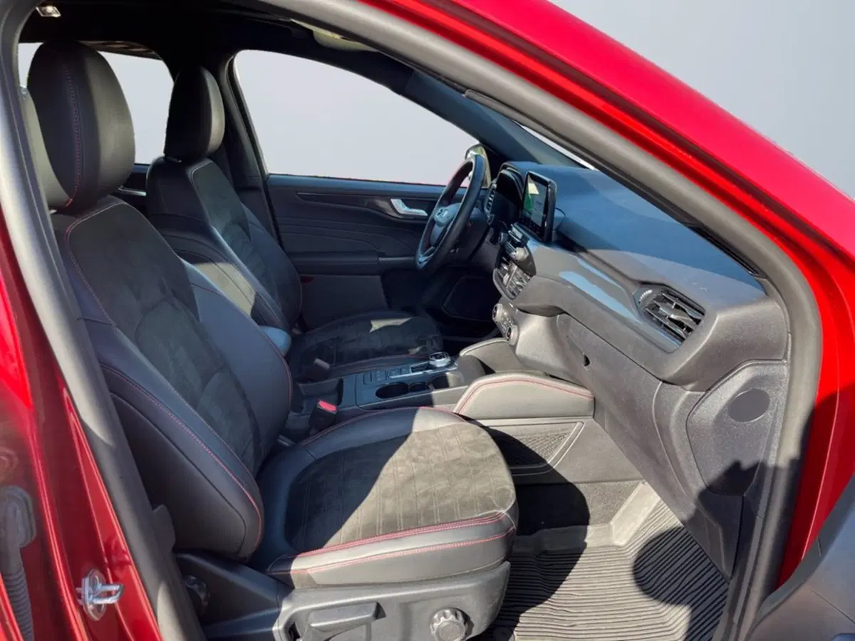 Ford Kuga usata a Milano (11)