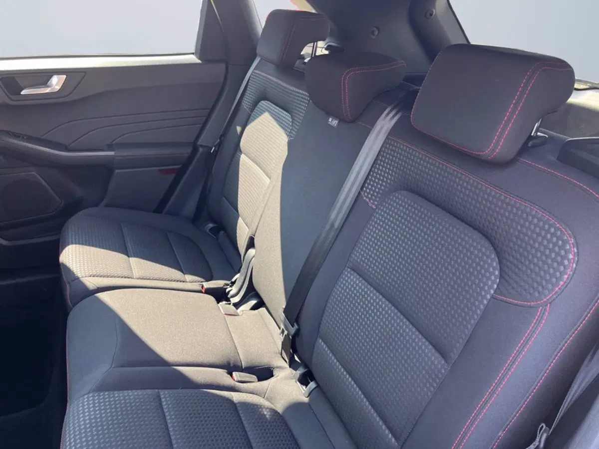 Ford Kuga usata a Milano (13)