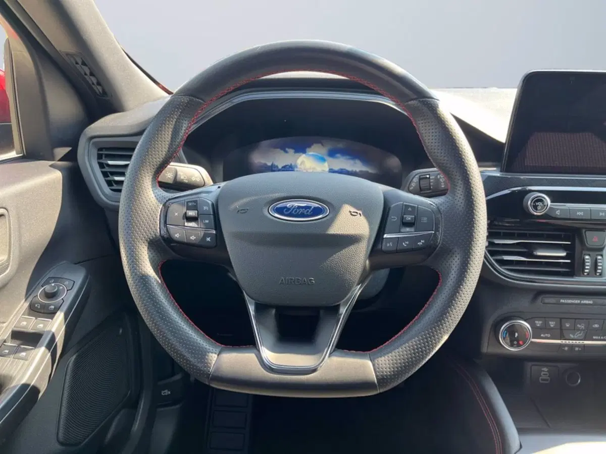 Ford Kuga usata a Milano (14)