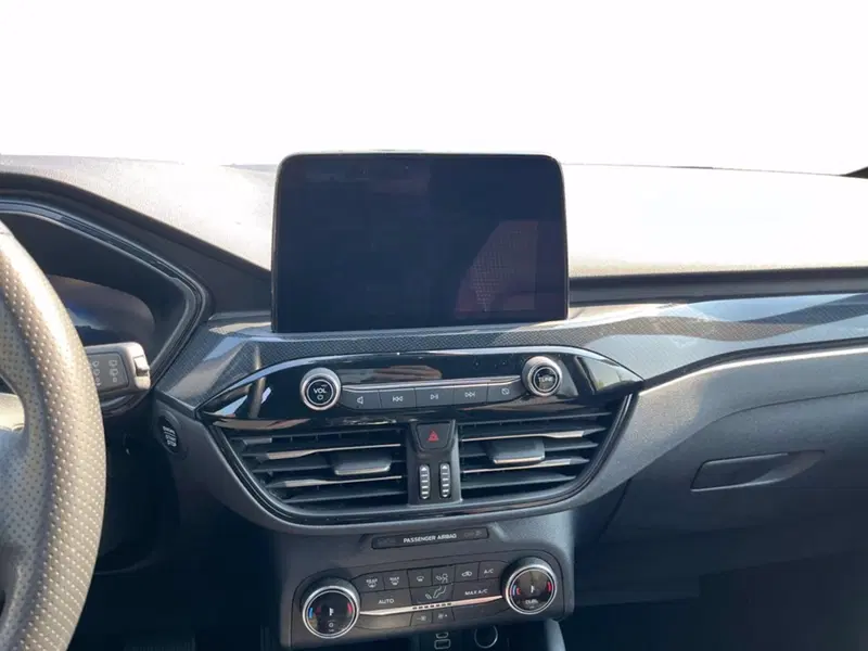 Ford Kuga usata a Milano (15)