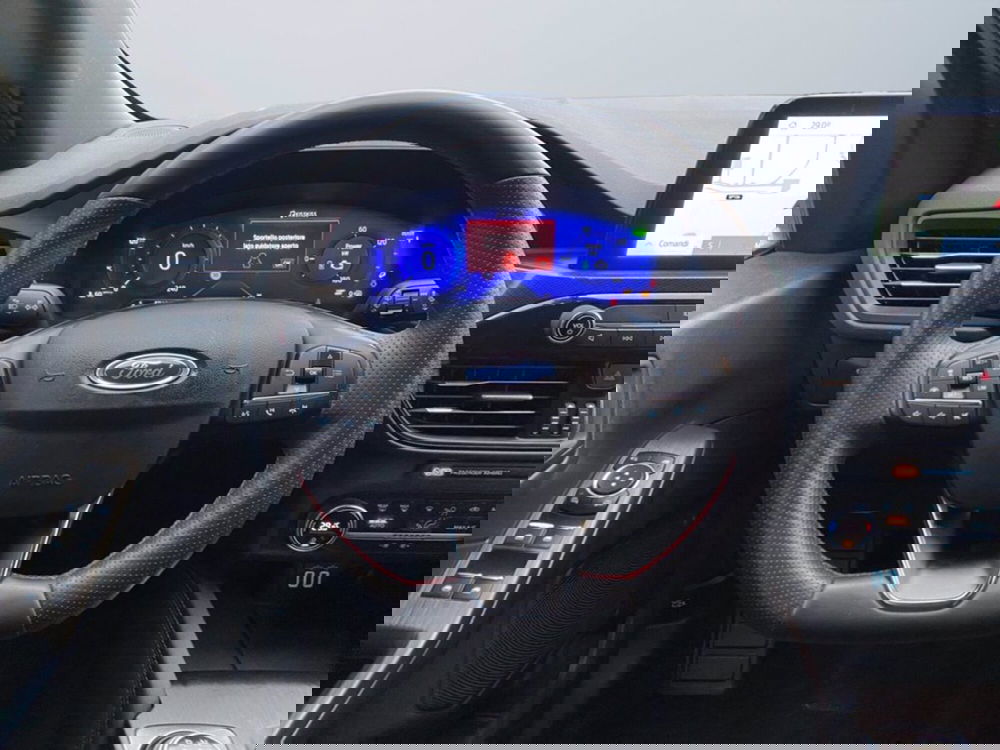 Ford Kuga usata a Milano (13)