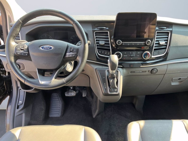 Ford Tourneo Custom usata a Milano (12)