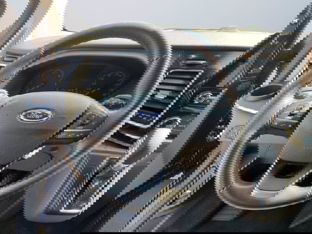 Ford Tourneo Custom usata a Milano (14)