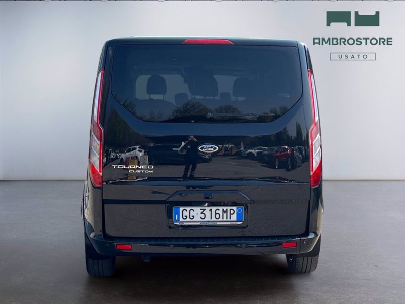 Ford Tourneo Custom usata a Milano (4)