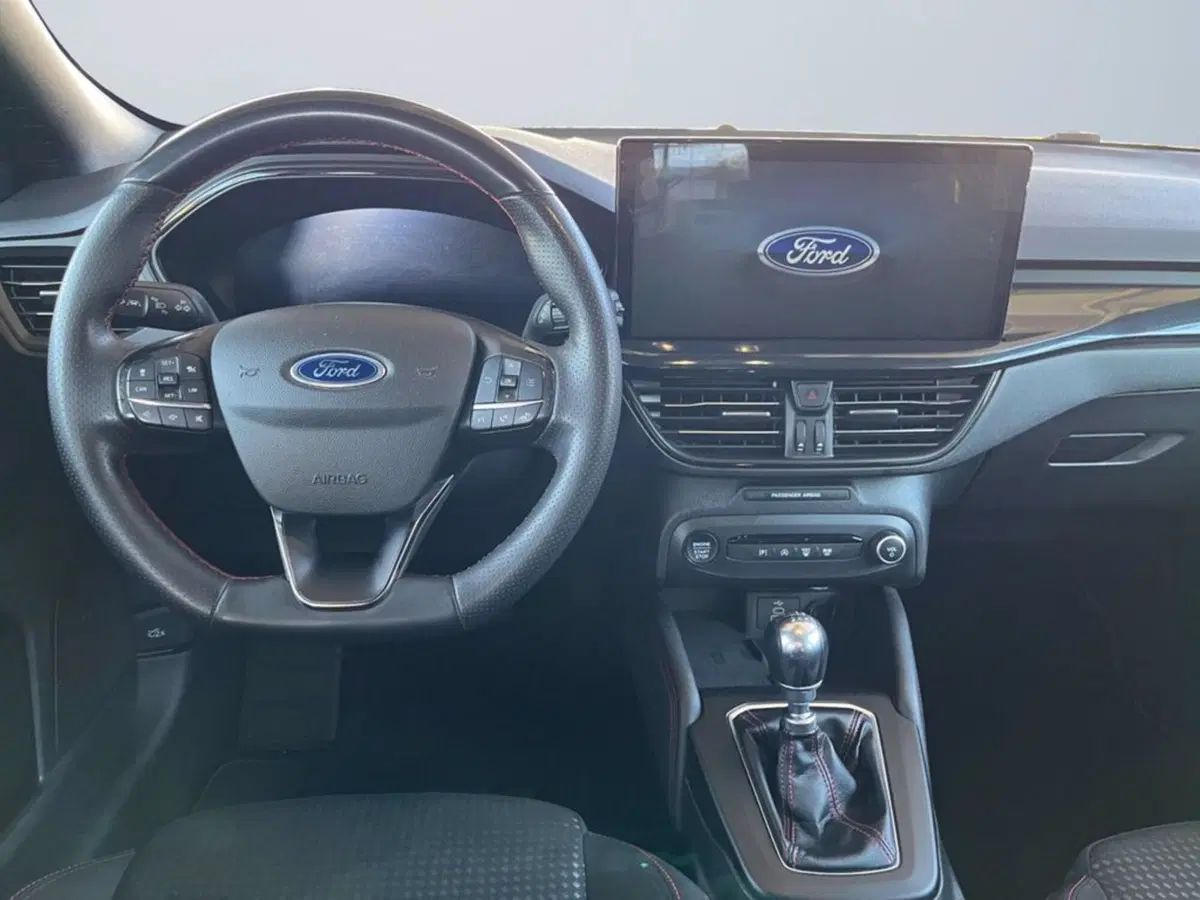Ford Focus Station Wagon usata a Milano (12)