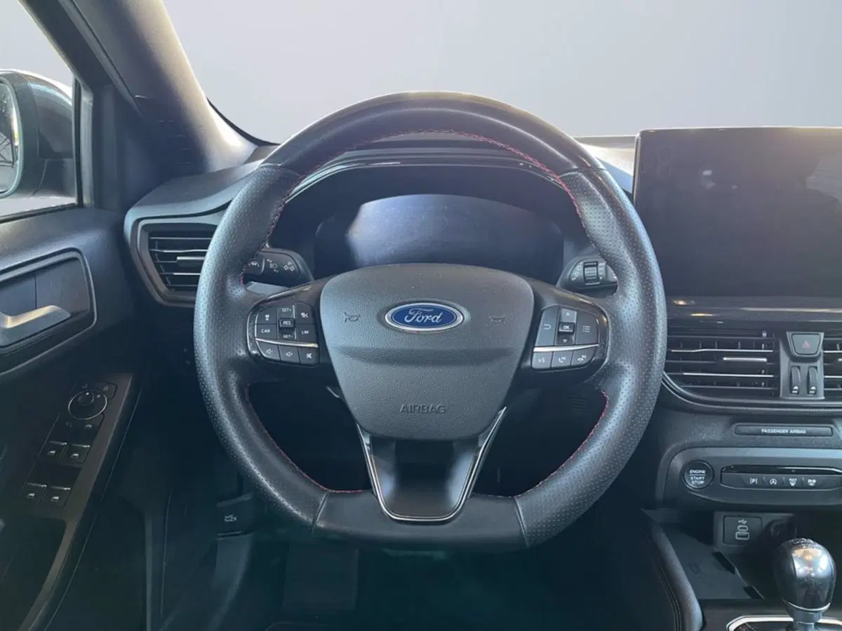 Ford Focus Station Wagon usata a Milano (14)
