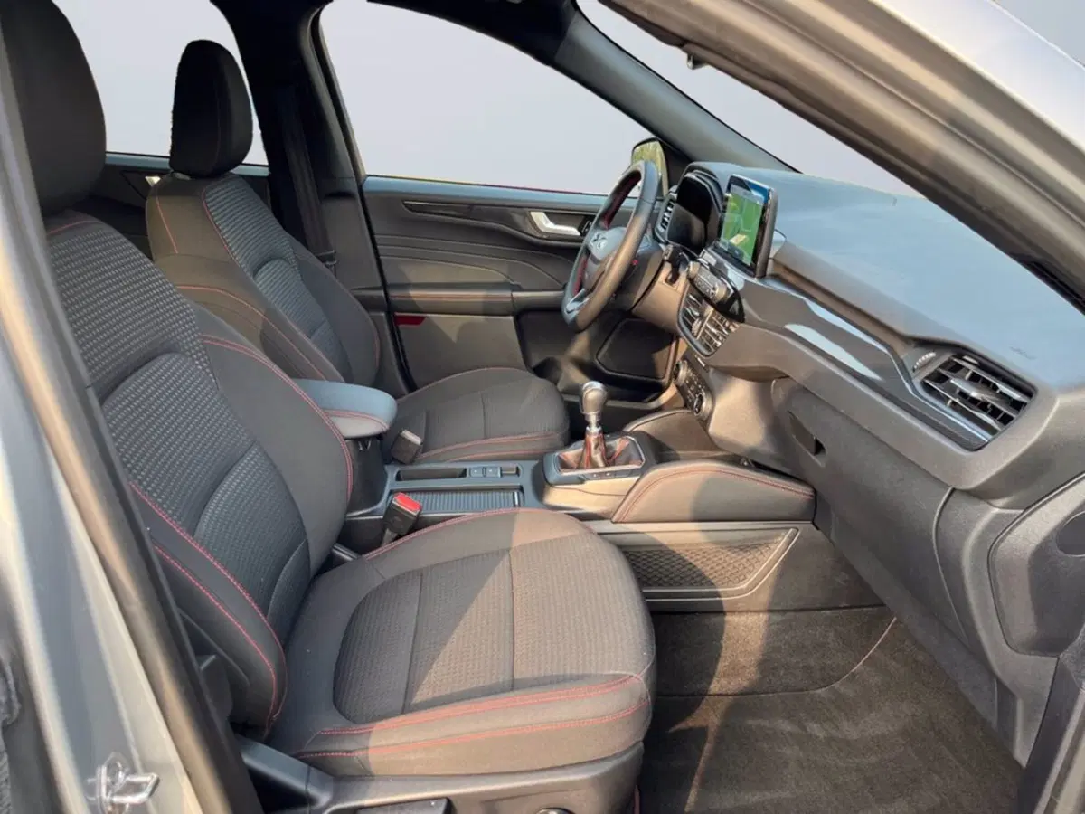 Ford Kuga usata a Milano (11)