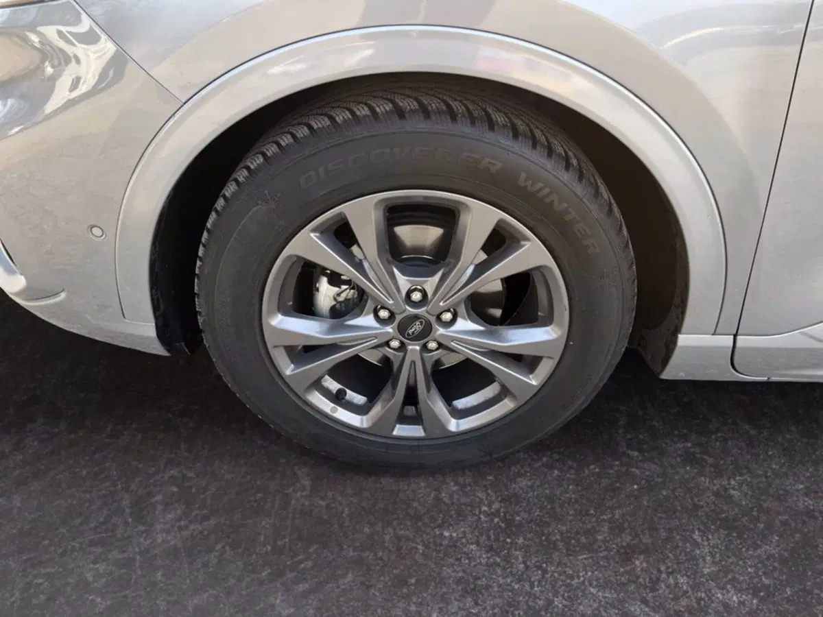 Ford Kuga usata a Milano (16)