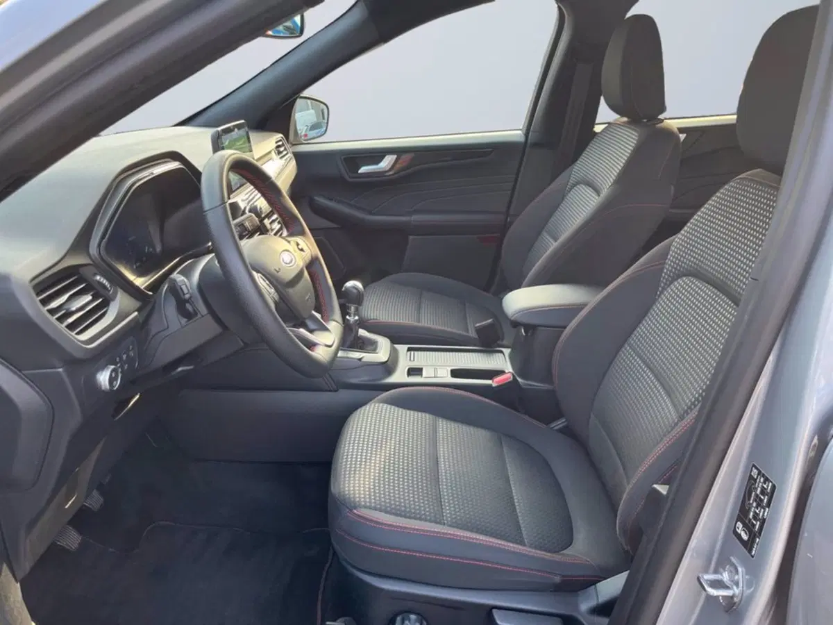 Ford Kuga usata a Milano (9)