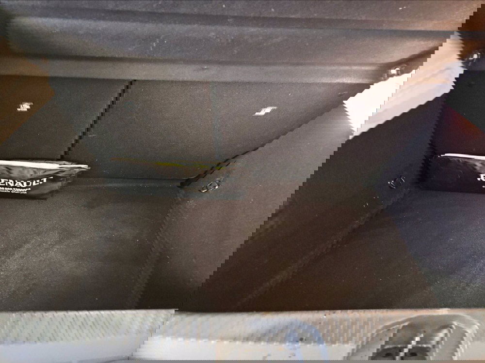 Renault Clio usata a Palermo (20)