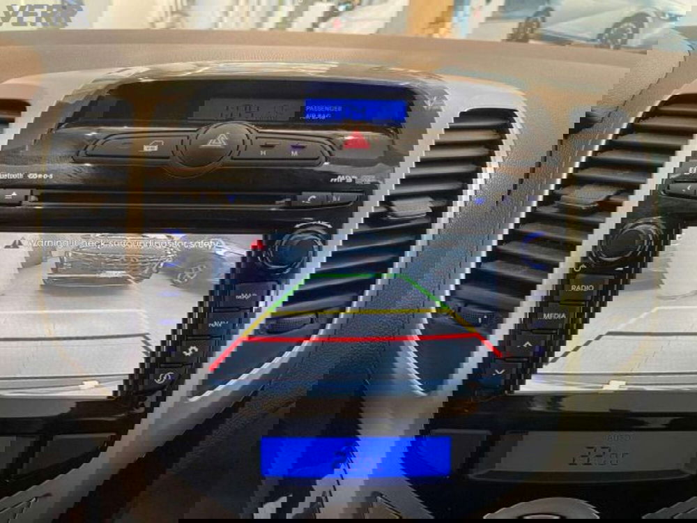 Hyundai ix20 usata a Milano (13)