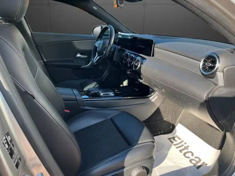 Mercedes-Benz Classe A usata a Milano (10)