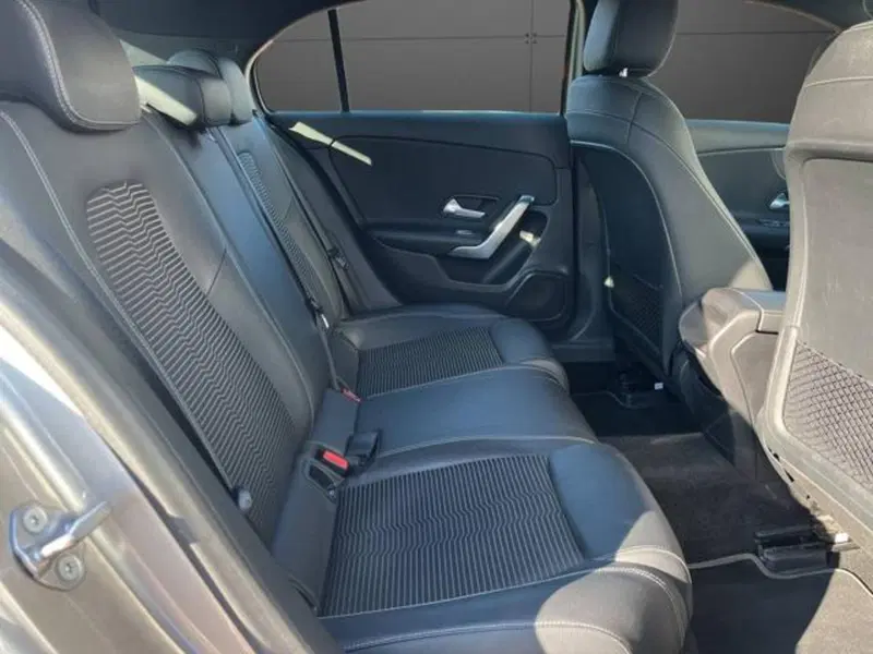 Mercedes-Benz Classe A usata a Milano (11)