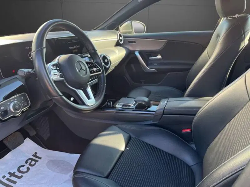 Mercedes-Benz Classe A usata a Milano (13)