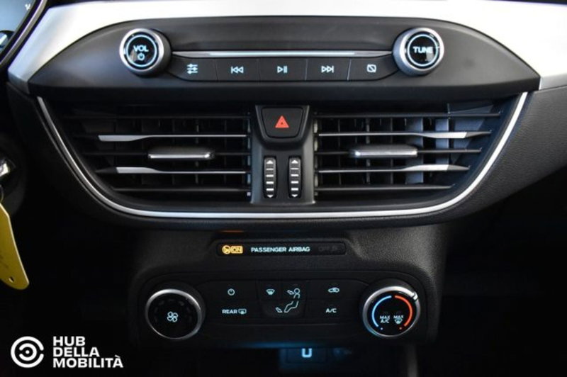 Ford Focus Station Wagon usata a Perugia (14)