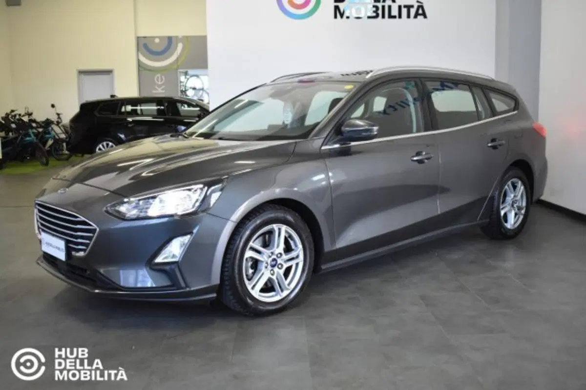 Ford Focus Station Wagon usata a Perugia (3)