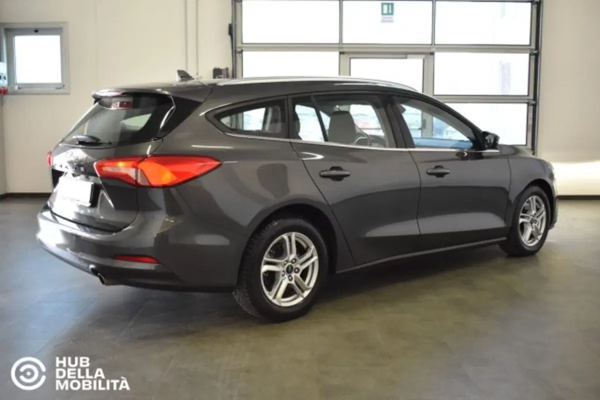 Ford Focus Station Wagon usata a Perugia (4)