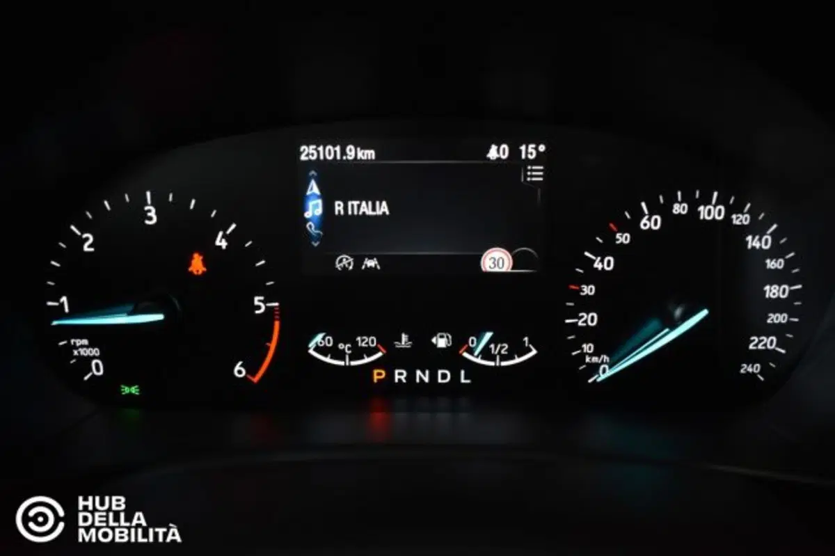 Ford Focus Station Wagon usata a Perugia (8)