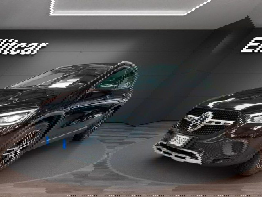 Mercedes-Benz GLA SUV usata a Novara