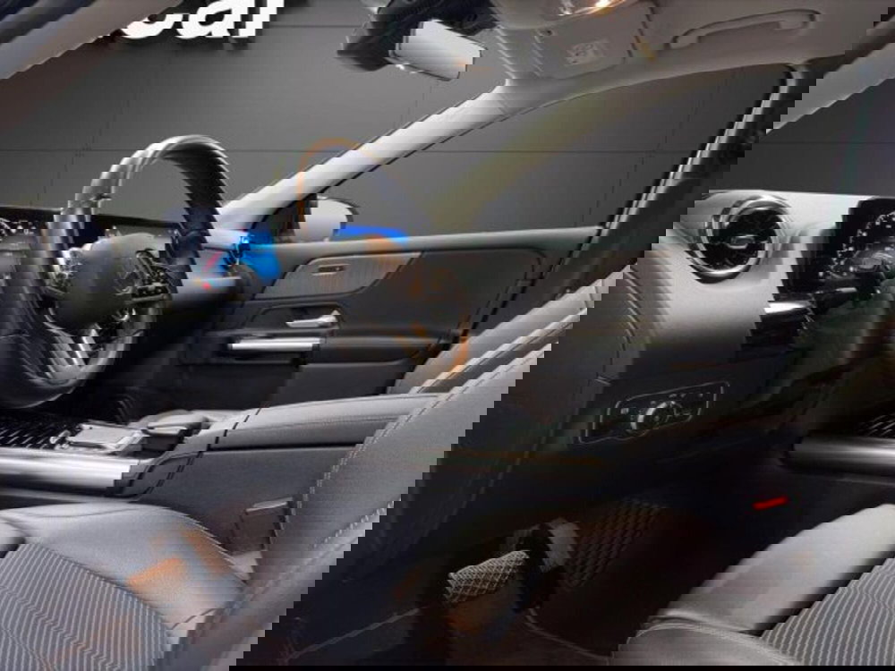 Mercedes-Benz GLA SUV usata a Novara (10)