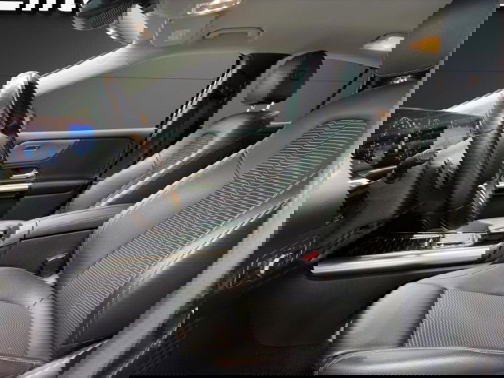 Mercedes-Benz GLA SUV usata a Novara (11)