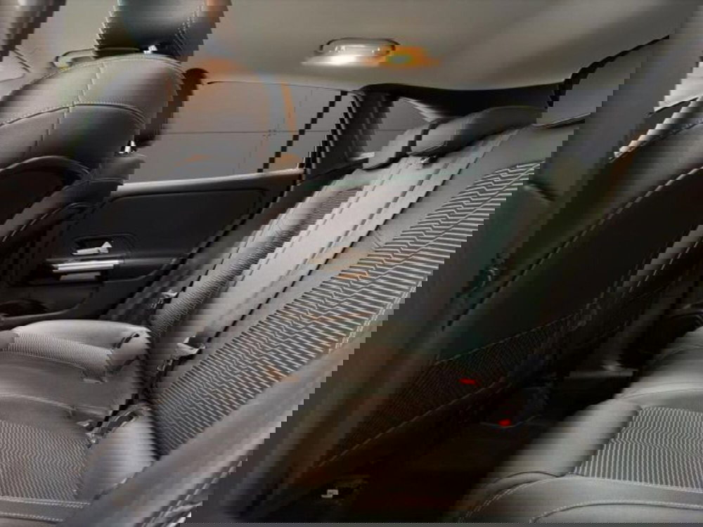 Mercedes-Benz GLA SUV usata a Novara (12)