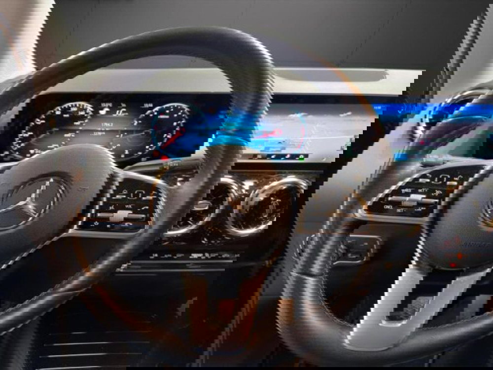 Mercedes-Benz GLA SUV usata a Novara (8)