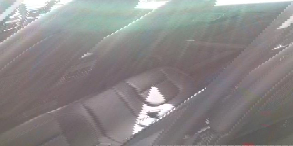 Jaguar F-Pace usata a Udine (16)