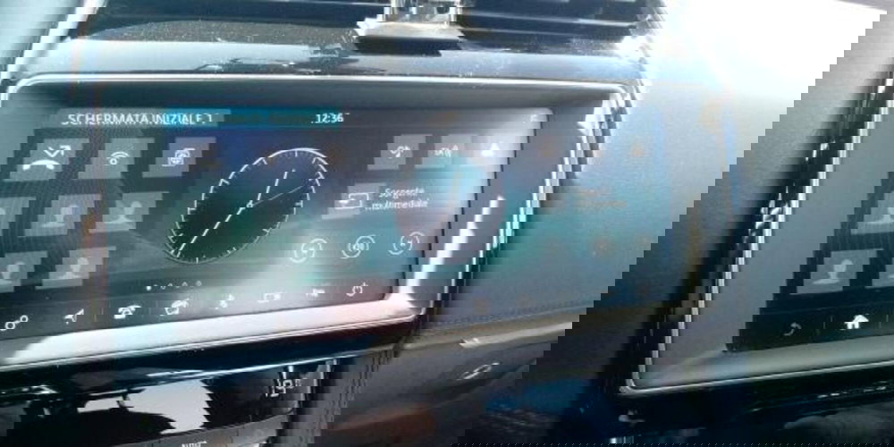 Jaguar F-Pace usata a Udine (7)