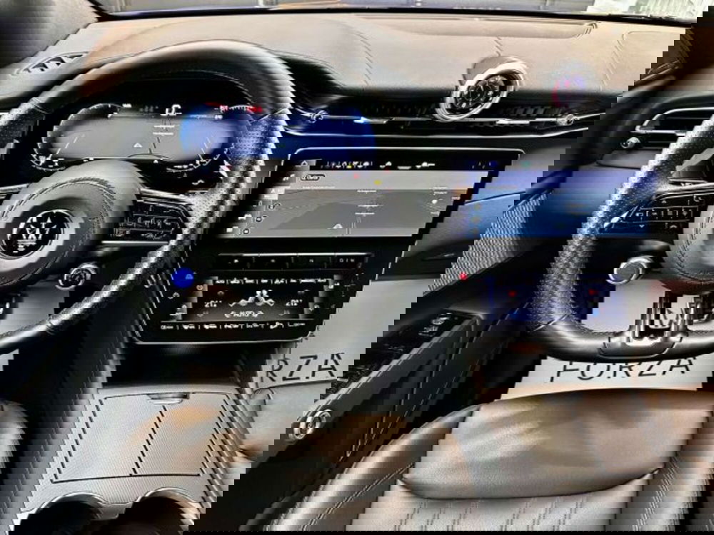 Maserati Grecale usata a Torino (14)