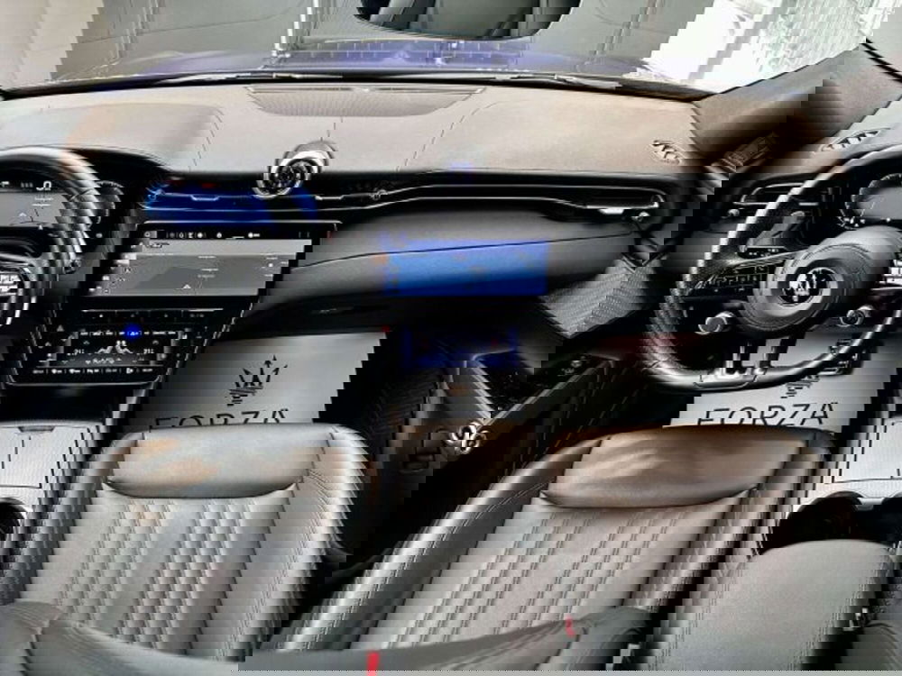 Maserati Grecale usata a Torino (15)