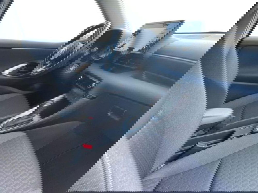 Toyota Yaris Cross usata a Vercelli (15)