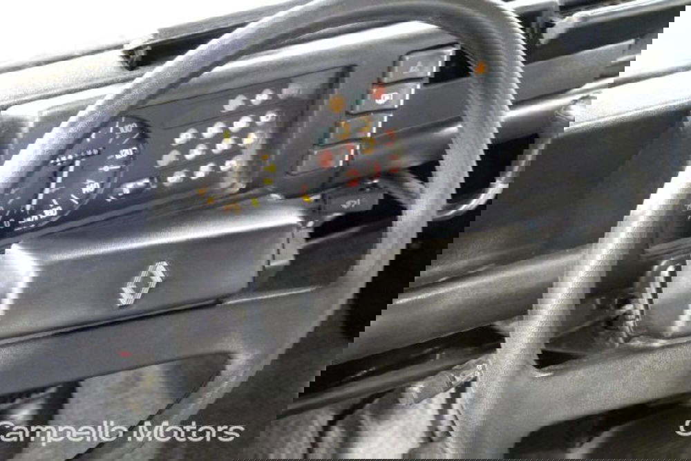 Renault 4 usata a Venezia (10)