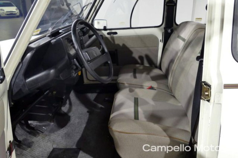 Renault 4 usata a Venezia (5)