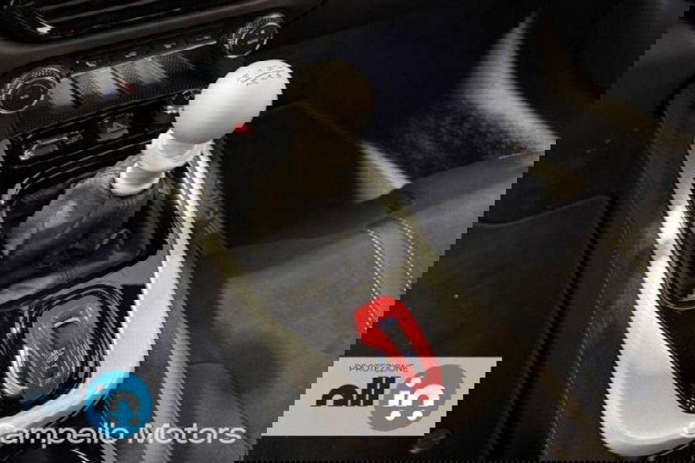 Lotus Emira usata a Venezia (12)