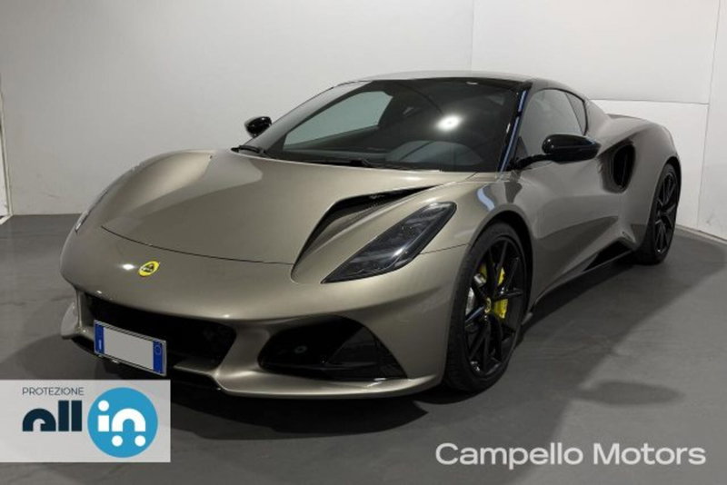 Lotus Emira usata a Venezia (3)