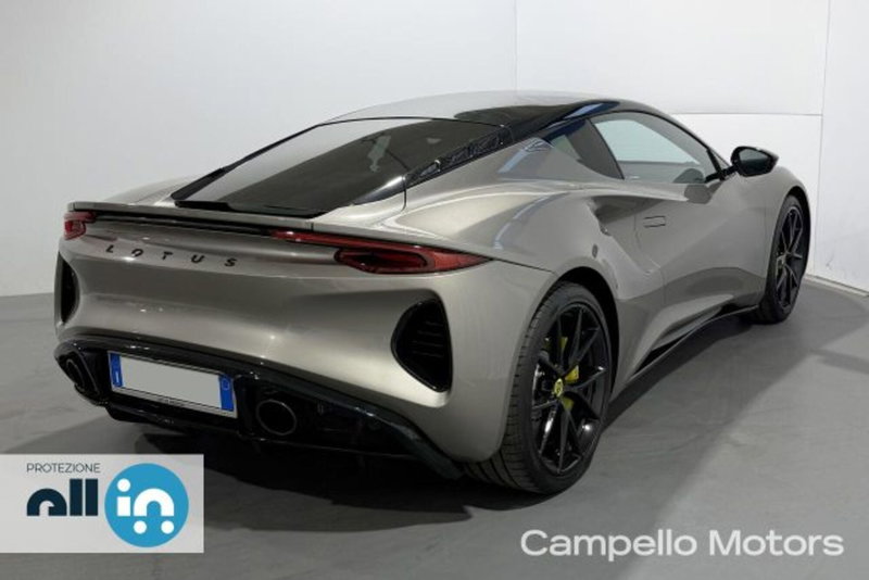 Lotus Emira usata a Venezia (4)