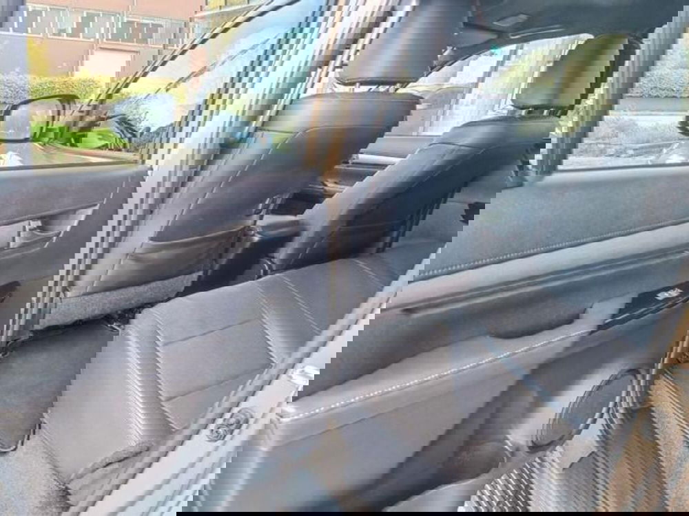 Toyota Hilux usata a Pisa (8)