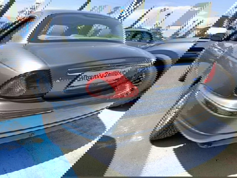 Jaguar X-Type usata a Firenze (6)