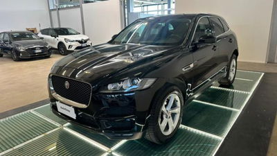 Jaguar F-Pace 2.0 D 180 CV AWD Pure del 2019 usata a Reggio nell'Emilia
