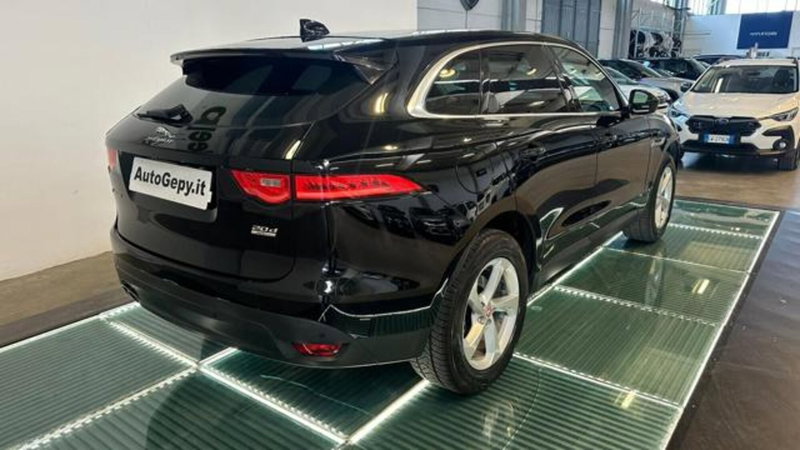Jaguar F-Pace usata a Reggio Emilia (6)