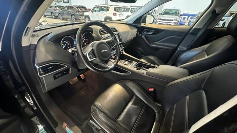 Jaguar F-Pace usata a Reggio Emilia (8)