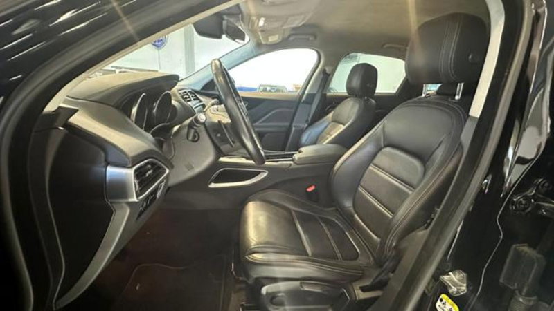 Jaguar F-Pace usata a Reggio Emilia (9)