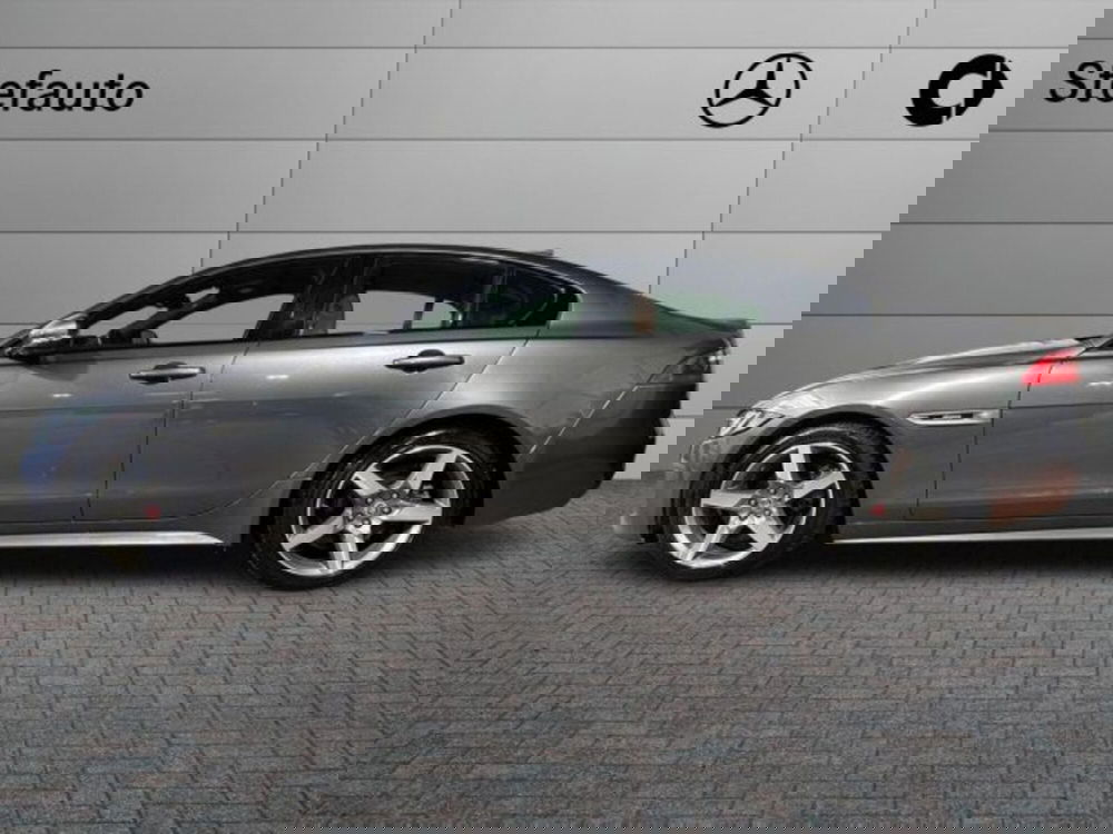 Jaguar XE usata a Bologna (3)