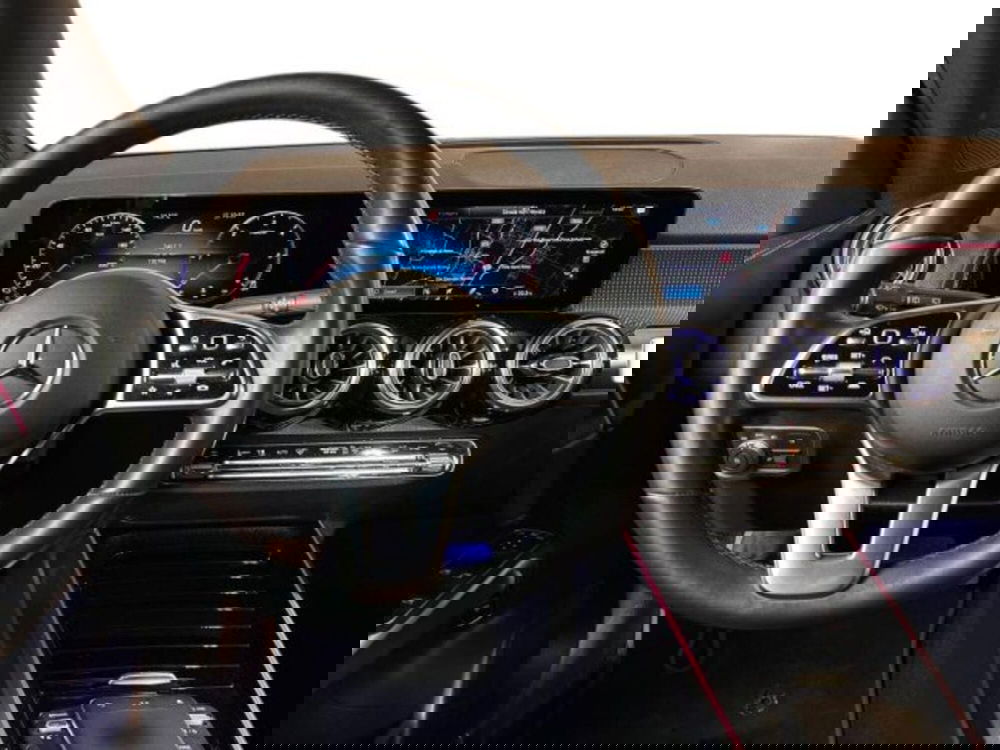 Mercedes-Benz GLB usata a Bologna (11)