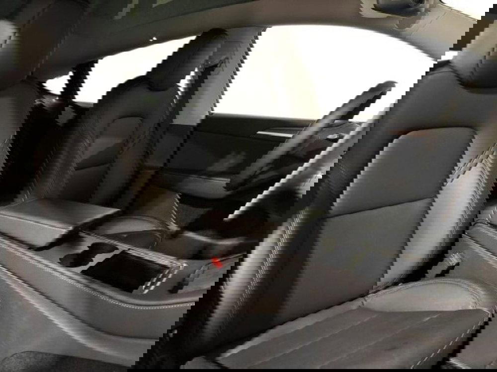 Tesla Model Y usata a Bologna (16)