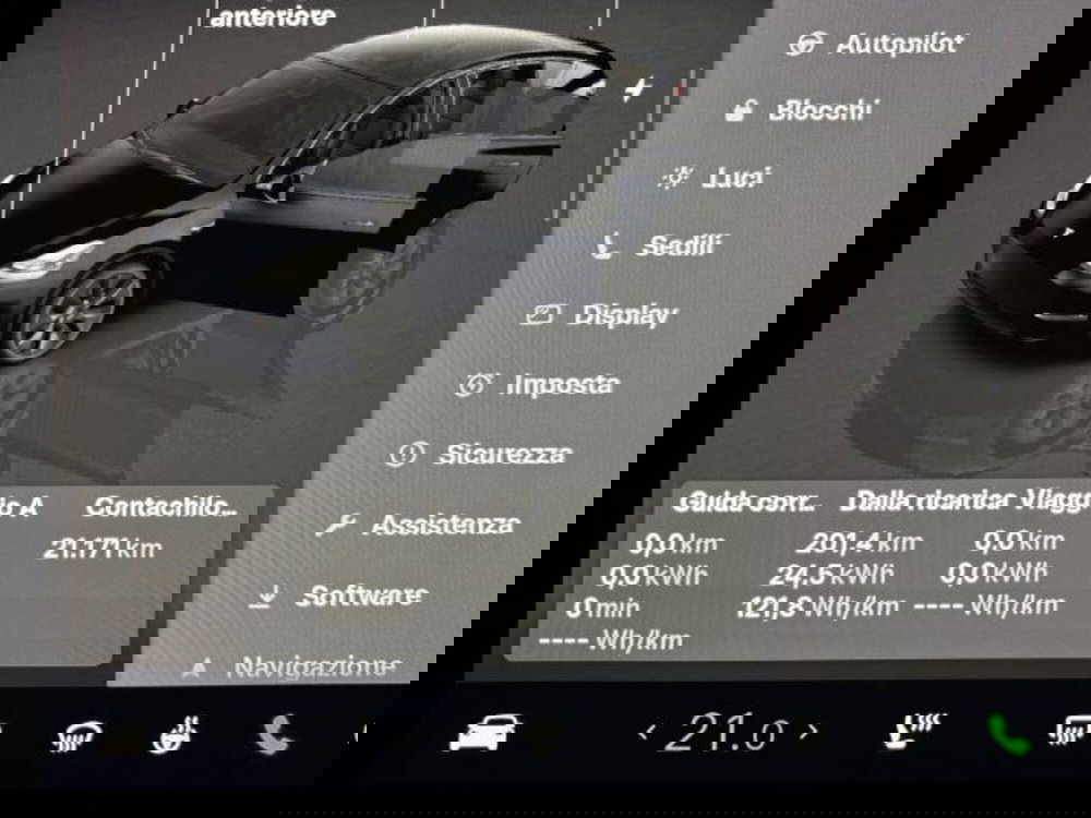 Tesla Model Y usata a Bologna (18)